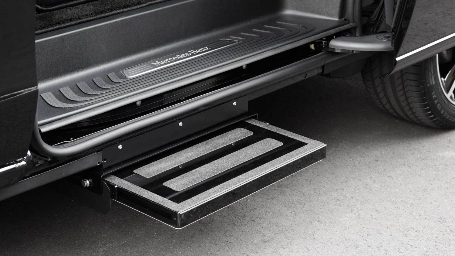 電動補助ステップ