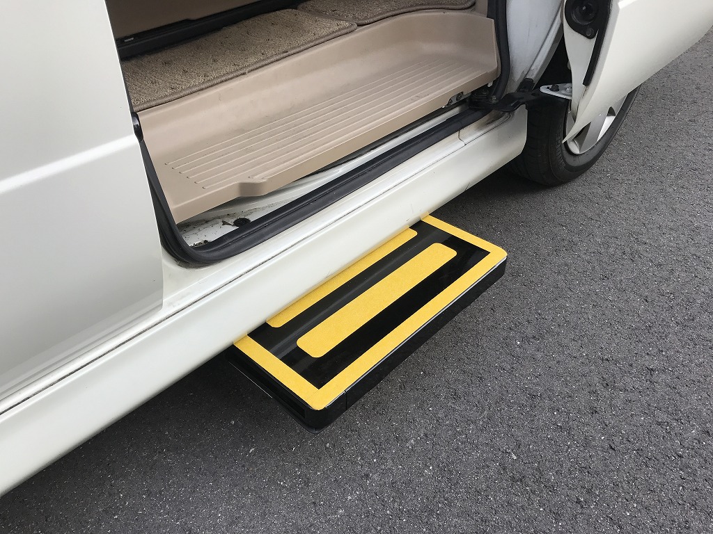 電動補助ステップ