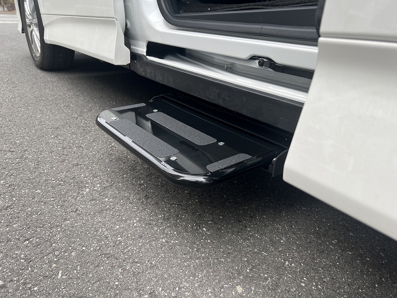 電動補助ステップ